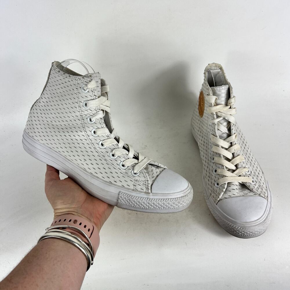 Converse Chuck Taylor All Star HI Sneakers Women's 9 White Athletic Shoes